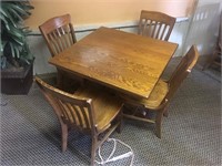 TABLE AND 4 CHAIRS 3FT
