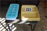 Tupperware Container & Ice Trays