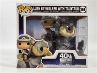 FUNKO POP! 366 STAR WARS SKYWALKER W/ TAUNTAUN NIB