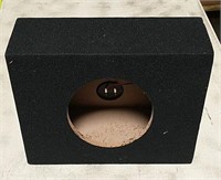 TR8F SPEAKER BOX