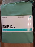 New room essentials full size sheet set pillow