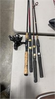 4 FISHING RODS