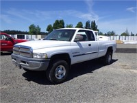 2000 Dodge Ram 2500 8' S/A Pickup Truck