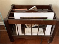 MAGAZINE RACK / STAND W CONTENTS