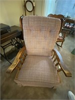 Vintage Rocker (Top of Arms Faded) Reclines