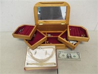 Vintage Foldout Jewelry Box Case w/ Nice