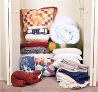 Blankets, Pillows, Comforters, Asst. Linens
