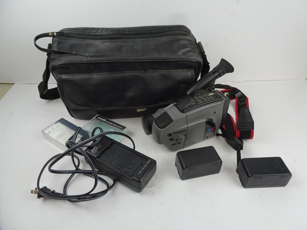 JVC Compact VHS 10X Camcorder Lot in Bag with