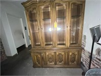 CHINA CABINET WITH 4 DOORS - 60x81
