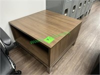 29" x2 29" End Table with Understorage