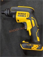 DeWalt 20v- Low RPM Screwgun w/ Threaded Clutch;