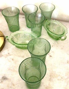 8 pieces of green Depression glass