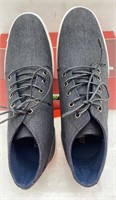 Black shoes size 42