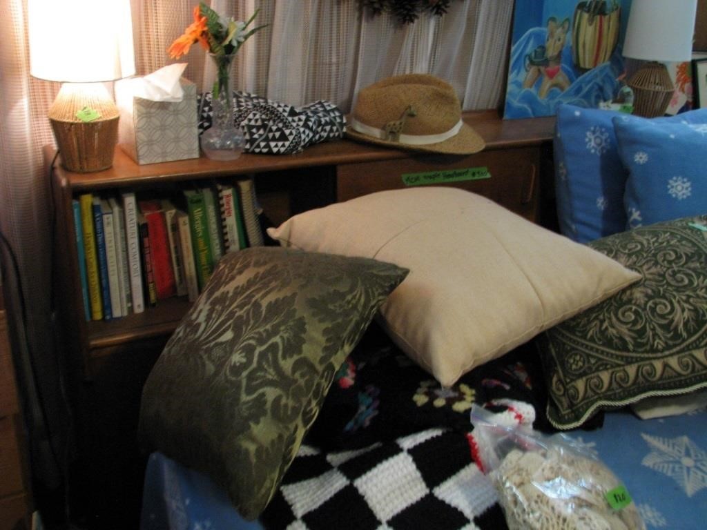 Mid Century wooden bed, w/sliding doors