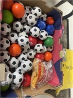 BOX OF STRESS RELIEVER BALLS