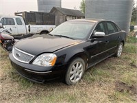2005 FORD FIVE HUNDRED, AUTOMATIC