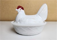 Vtg Westmoreland Milk Glass Hen on Nest Dish