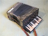 ACCORDIAN, SMALLER SIZE, WORKS