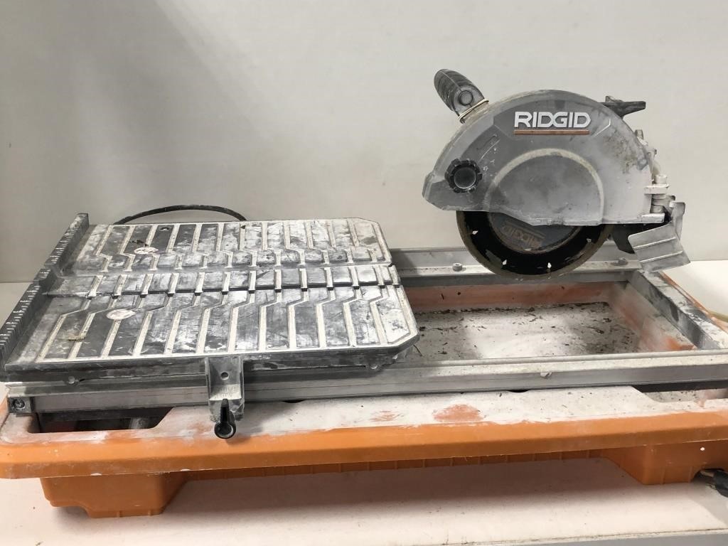 RIDGID TILE CUTTER