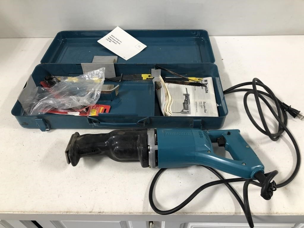 MAKITA RECIPROCATING SAW