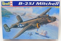 * Revell B-25J Mitchell 1:48 Model Kit