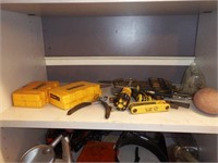 Lot #98 - Contents of ammo closet: Gun