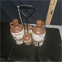 oil & vinegar set (peppershaker is broke)