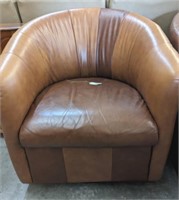 LEATHER TYPE SWIVEL CHAIR