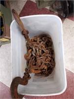 BUCKET OF CHAIN