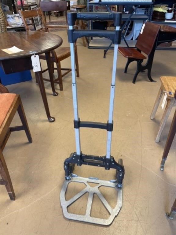 Lightweight Hand Truck