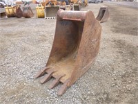 18" Tag Backhoe Bucket w/Teeth