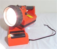 Firefighter Streamlight LiteBox Flashlight GJ30