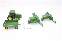 1/32 Scale Model 6400 Tractor With Attachments