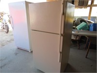 G. E. Refrigerator 30x31x66