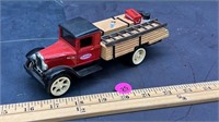 ERTL 1/25 scale 1931 Hawkeye Delivery Truck Coin
