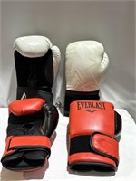 Four Different Boxing Gloves, Different Size.