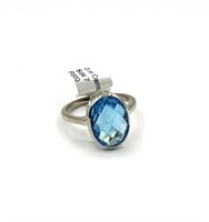 Sterling Silver Natural Blue Topaz (6.75ct) Ring,.