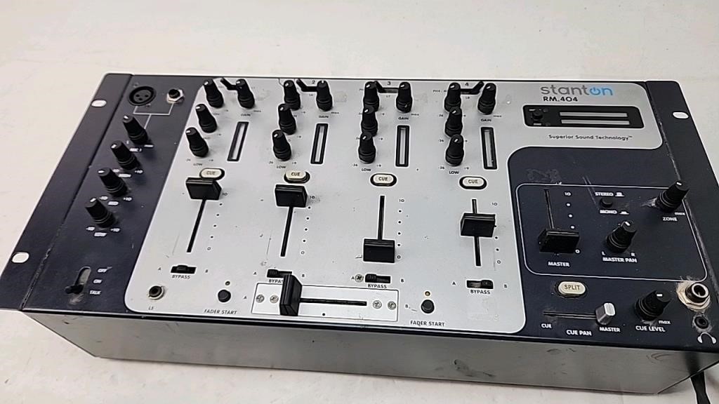 Stanton RM 404 Mixing Board
