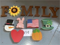 Wooden family / holiday decor