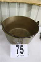 Brass Pot With Bail (Bldg 3)