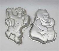 Wilton Winnie the Pooh and Tigger Cake Pans