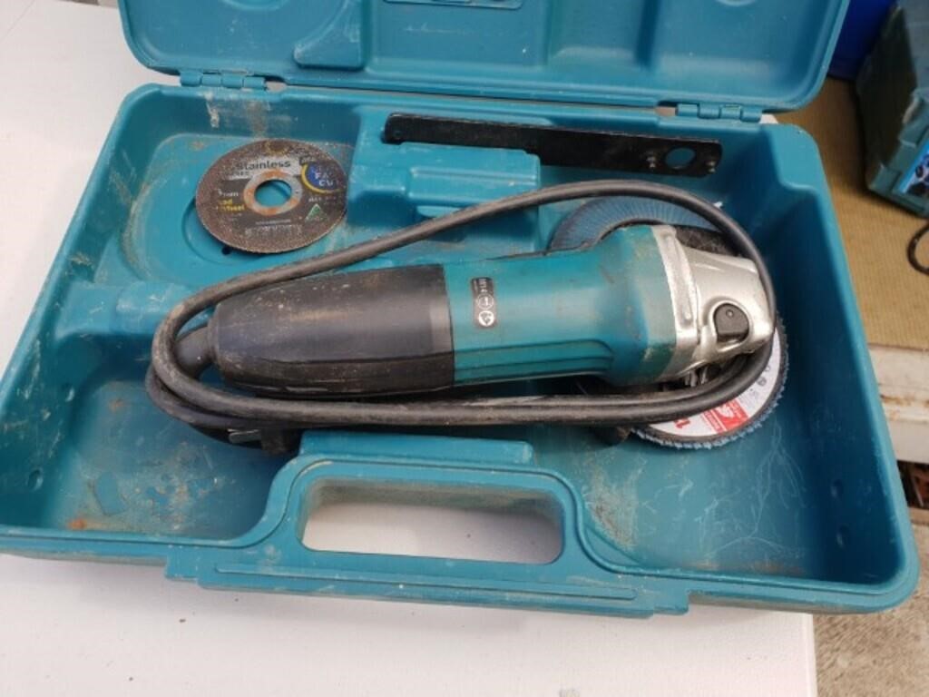 Makita GA5030KX Angle Grinder