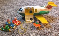 FISHER-PRICE AIRPLANE & PEOPLE