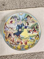 Snow White The Fairest One of All Plate Music Box