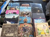 16 Elton John vinyl record albums see photos