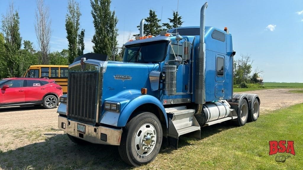 OFFSITE: 2007 Kenworth W900 C15 CAT eng.,