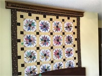 quilt w/quilt rack