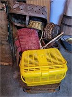 COLLECTION OF BASKETS - FRUIT, TRRAYS, BERRY