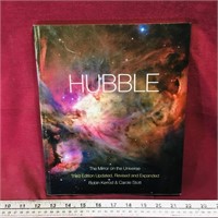 Hubble 2011 Book