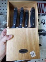 Cuisinart Wooden Block & Knives & Cutco Plastic